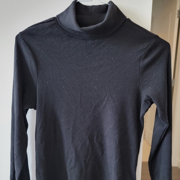 BP black ribbed turtleneck size L - Picture 2 of 5